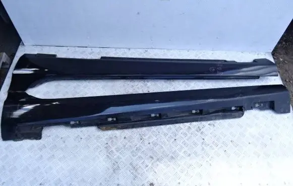 Sill/side skirt trim
