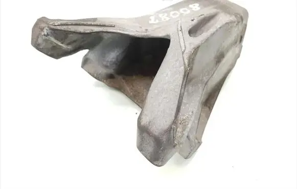 Audi A5 8T 8F Engine mounting bracket 8K0199307