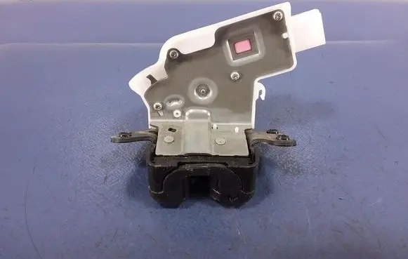 Honda Civic X Tailgate/trunk/boot lock/catch/latch 