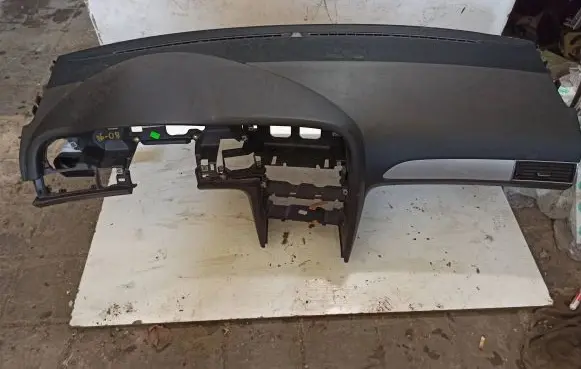 Audi A6 S6 C6 4F Dashboard 4F0857067A T0021824 503100100