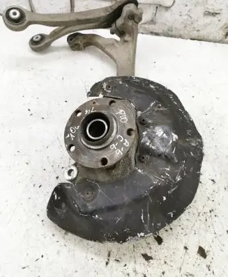 Audi A6 S6 C6 4F Front wheel hub