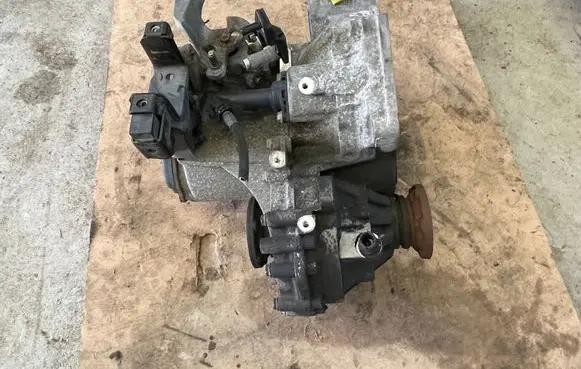 Seat Ibiza IV (6J,6P) Manual 5 speed gearbox KFK KFK30120 641313
