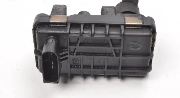 Volvo XC90 Turbo charger electric actuator 6NW009543