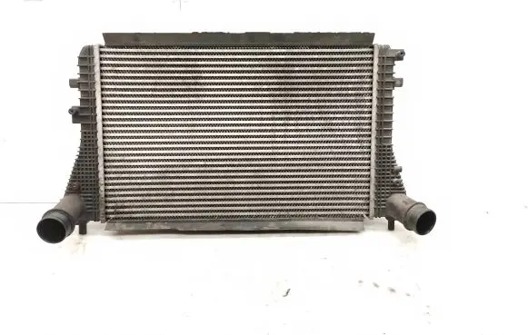 Volkswagen PASSAT B7 Intercooler radiator 3C0145805AM