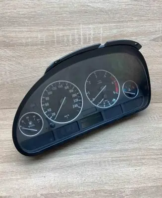BMW 5 E39 Speedometer (instrument cluster) 6903800 110008735