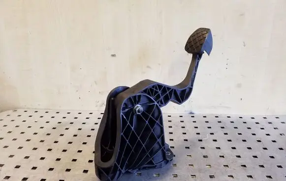 Clutch pedal