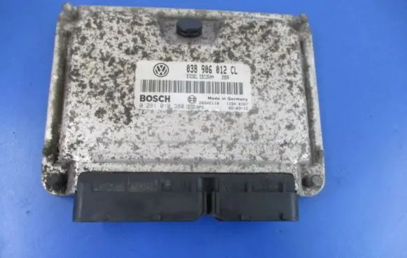 Skoda Octavia Mk1 (1U) Engine control unit/module ECU 038906012CL
