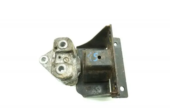 Suzuki Swift II Engine mount vacuum valve MMAUTKO27923