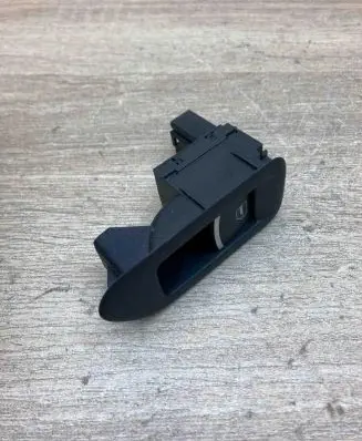 Volkswagen Golf VI Electric window control switch 5K4868346