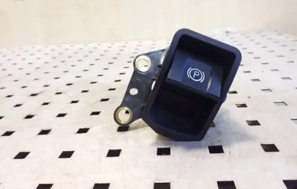 Toyota Avensis T270 Hand brake release handle 8439005020