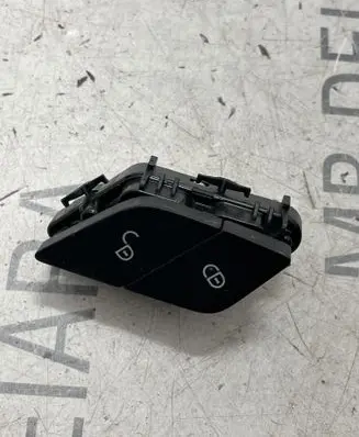 Mercedes-Benz C W205 Central locking switch button A2059055151