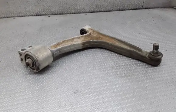 Opel Signum Front lower control arm/wishbone