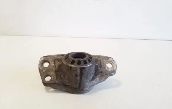 Audi Q3 8U Front shock absorber mounting bracket 3C0513353C