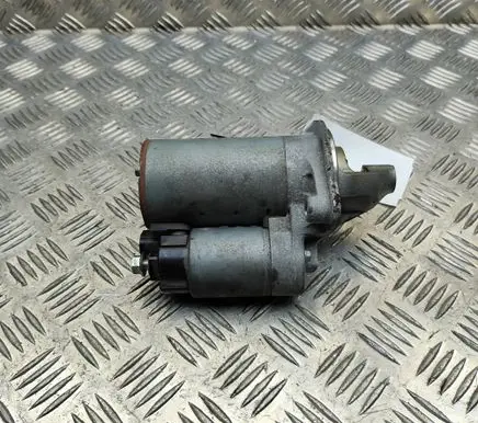 Toyota Camry VIII XV70 Starter motor 4380005250 28100K0050