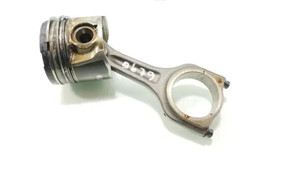 Citroen C3 Piston with connecting rod 8HY
