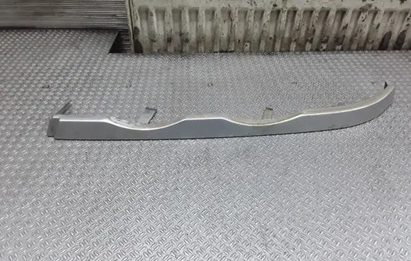 Under headlight/headlamp trim