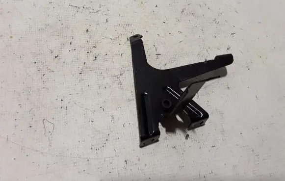 Mercedes-Benz GLA H247 ABS pump bracket A1774303200