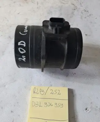 Audi A4 S4 B8 8K Mass air flow meter 03L906461A