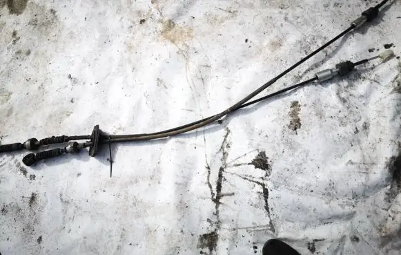 Honda CR-V Gear shift cable linkage