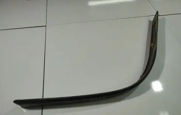 Renault Espace II Rear/tail light trim molding 