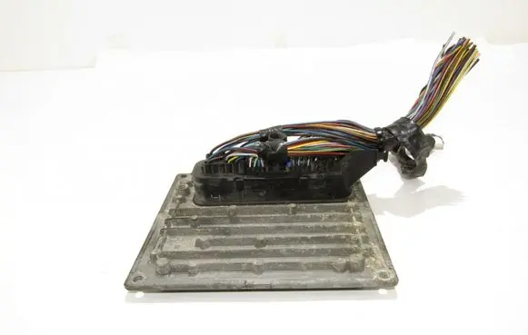 Mazda 2 Engine control unit/module 4s6112a650ca