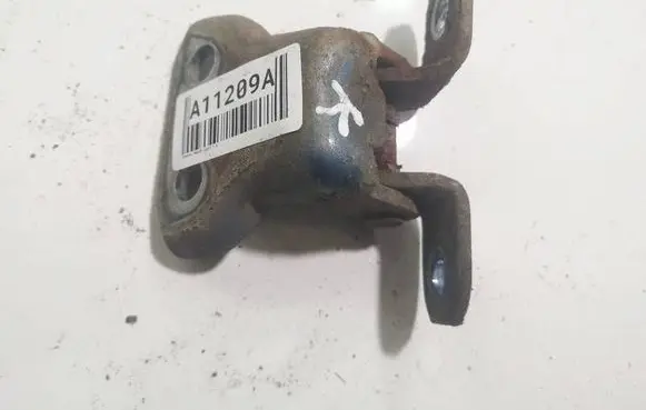 Toyota Yaris Front door upper hinge 