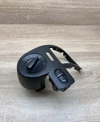 Volkswagen Golf IV Light switch 1C0941531