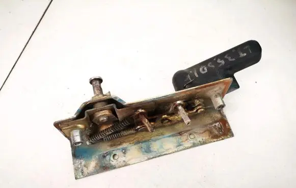 Mercedes-Benz Sprinter W901 W902 W903 W904 Tailgate/trunk/boot lock/catch/latch 9017430172
