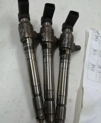 Fuel injector