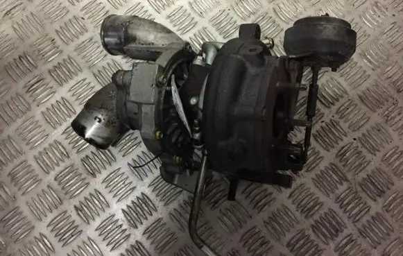 Lexus IS 220D-250-350 Turbo 1720126010 17201-26010