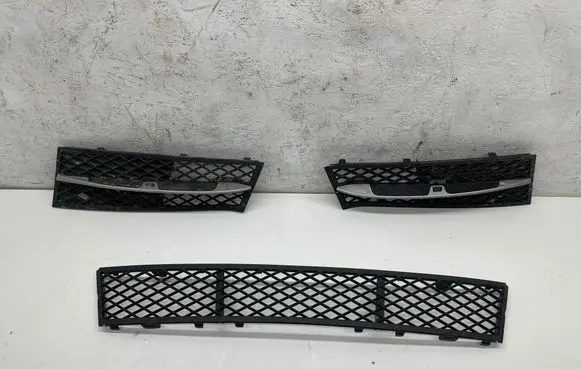 BMW 5 F10 F11 Front bumper lower grill 7200700 11460915