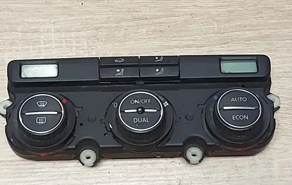 Volkswagen PASSAT B6 Climate control unit