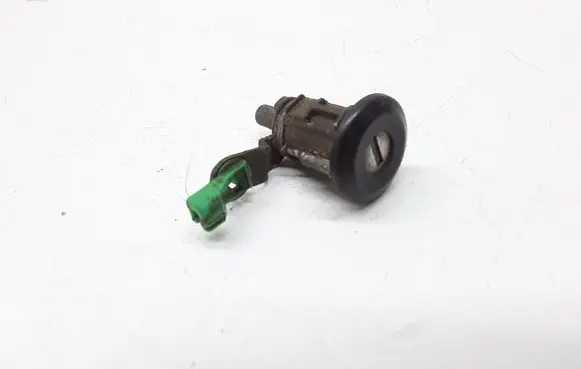 Nissan Terrano Front door lock (next to the handle) 