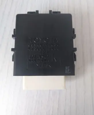 Toyota RAV 4 (XA40) Hazard warning light relay 8594042030 4230002080