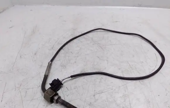 Mercedes-Benz CLS C219 Exhaust gas temperature sensor A0051534528