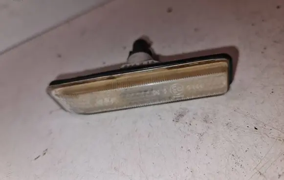 BMW 5 E60 E61 Front fender indicator light 8382104 0160144 034813