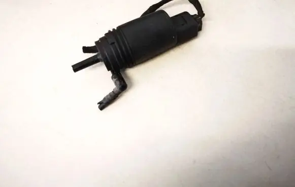 BMW 5 E39 Windscreen/windshield washer pump 67128377612 67.12-8377612