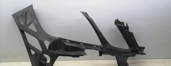 Mercedes-Benz E W212 Front bumper mounting bracket A2048850765