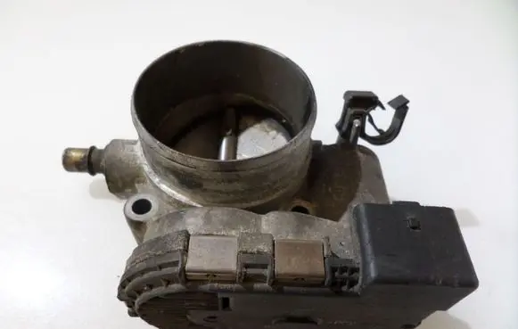 Peugeot 607 Throttle valve 280750041