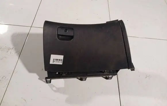 Hyundai i30 Glove box 845412L000 84541-2L000