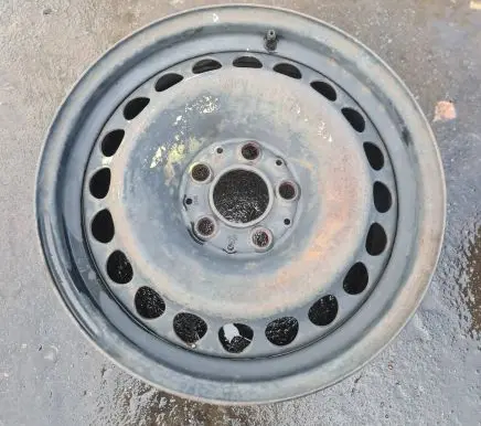 Mercedes-Benz E W210 R16 spare wheel 2104000802