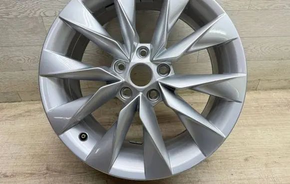 Skoda Superb B9 R17 alloy rim 3P0601025