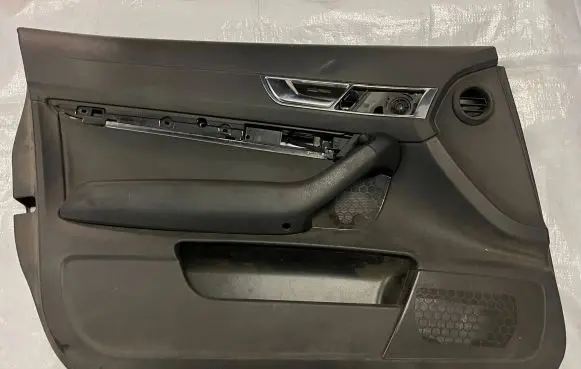 Audi A6 S6 C6 4F Front door card panel trim 4F1867105A 4F2867105A