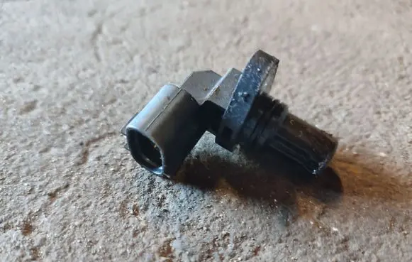 Suzuki Grand Vitara II Crankshaft position sensor