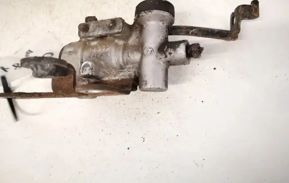 Subaru Forester SG Brake power pressure regulator 