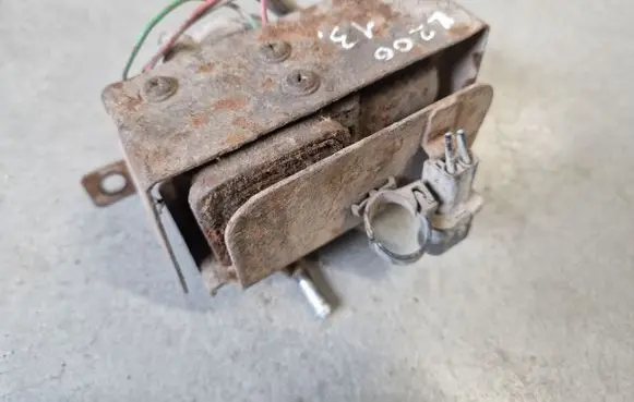 Mitsubishi L200 Vacuum pump