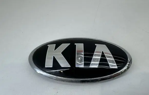 KIA Xceed Manufacturer badge logo/emblem 863201W150
