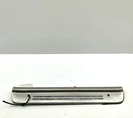 Mitsubishi L200 side skirts sill cover MR732221