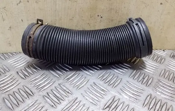 Volkswagen Transporter - Caravelle T4 Turbo air intake inlet pipe/hose 074129627K
