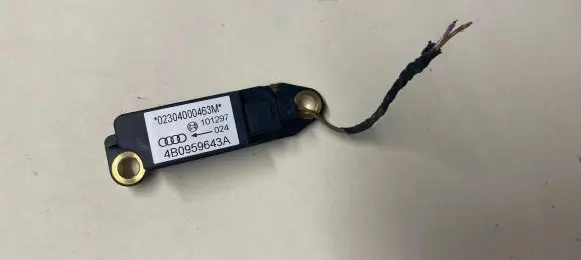 Audi A6 S6 C5 4B Airbag deployment crash/impact sensor 4B0959643A